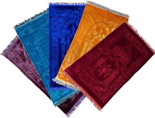 Muslim Prayer Mat Soft Plush Polyester Material with Tasbih/Dhikr Beads Embossed Print Travel Gift Islamic Prayer/Salah Mat Portable Light Weight for Adults Muslim Janaamaz 43”x25.5” (Purple)